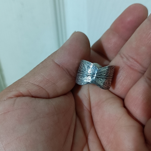 Silpada Sterling 925 Silver Nestled Leaf Pearl Ring R2865 Sz 6.5 - Picture 4 of 8